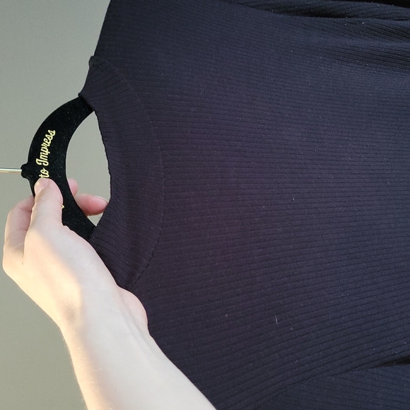 AE Black Mock Neck Long Sleeve Top - Picture 2 of 3